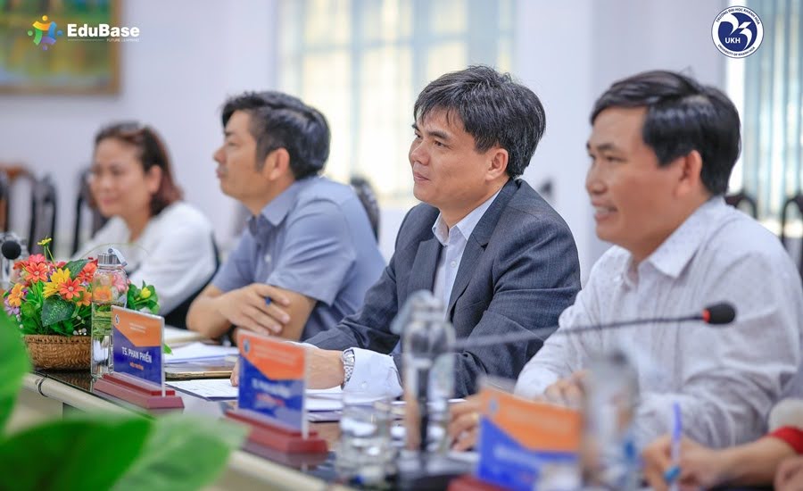 le-ky-ket-hop-tac-mou-giua-edubase-va-truong-dai-hoc-khanh-hoa